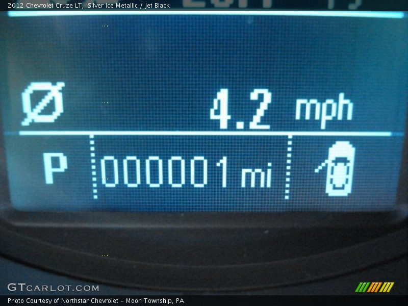Silver Ice Metallic / Jet Black 2012 Chevrolet Cruze LT