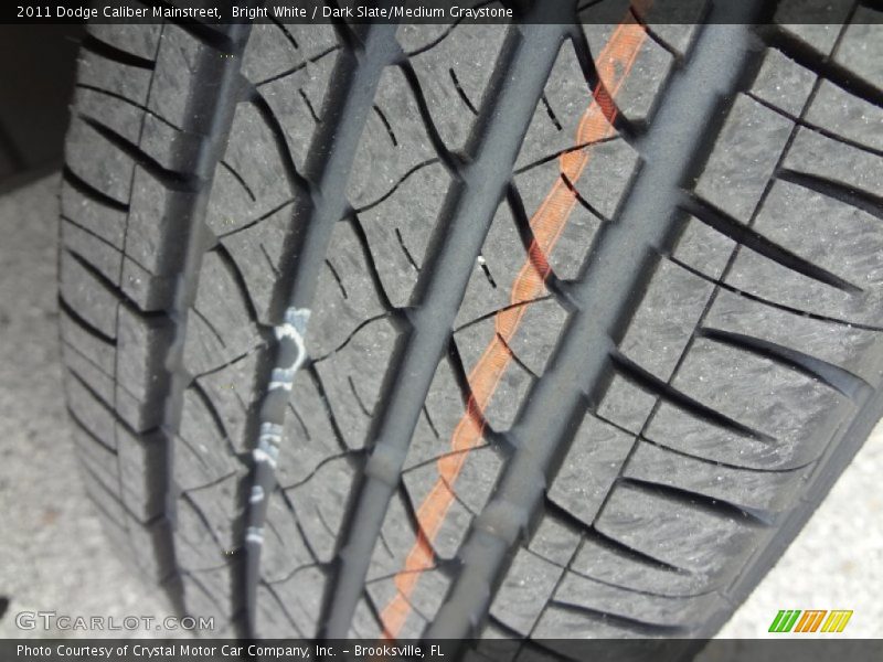 Bright White / Dark Slate/Medium Graystone 2011 Dodge Caliber Mainstreet