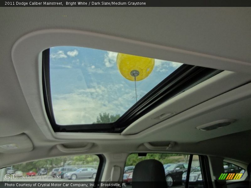 Bright White / Dark Slate/Medium Graystone 2011 Dodge Caliber Mainstreet