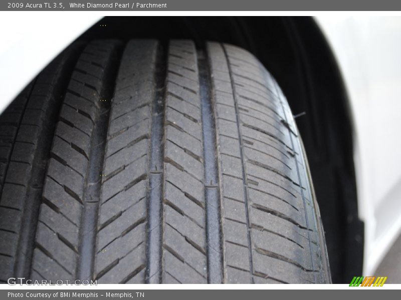 White Diamond Pearl / Parchment 2009 Acura TL 3.5