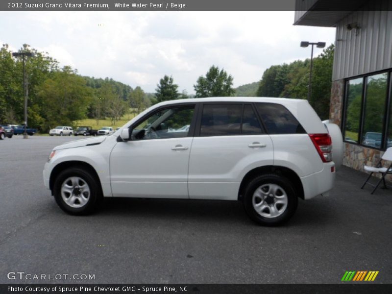White Water Pearl / Beige 2012 Suzuki Grand Vitara Premium