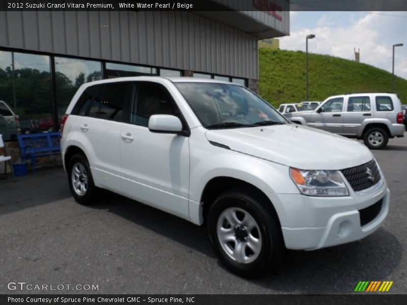 White Water Pearl / Beige 2012 Suzuki Grand Vitara Premium