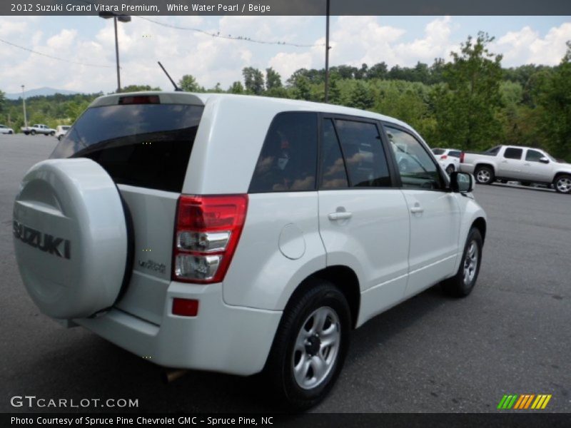 White Water Pearl / Beige 2012 Suzuki Grand Vitara Premium