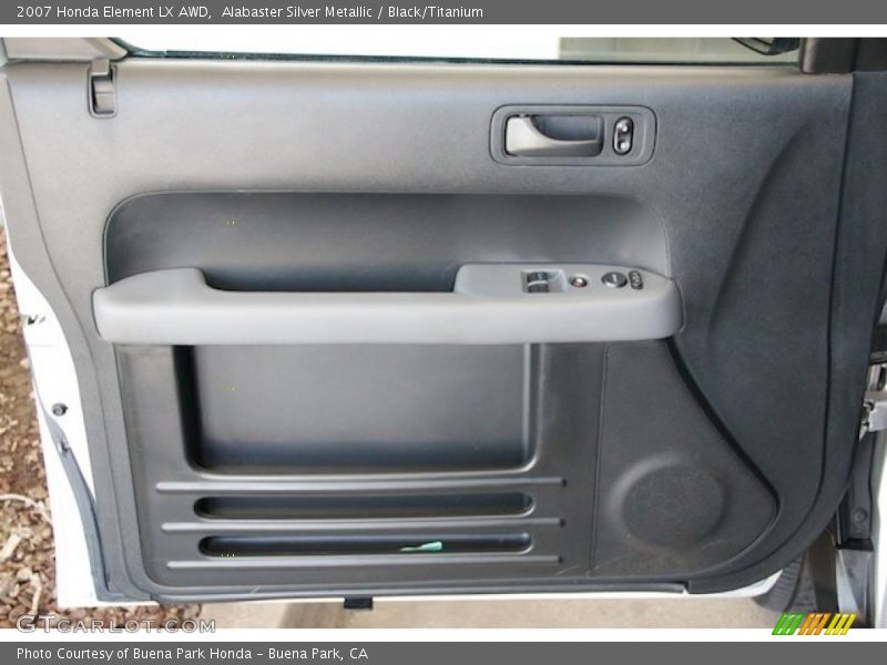 Alabaster Silver Metallic / Black/Titanium 2007 Honda Element LX AWD