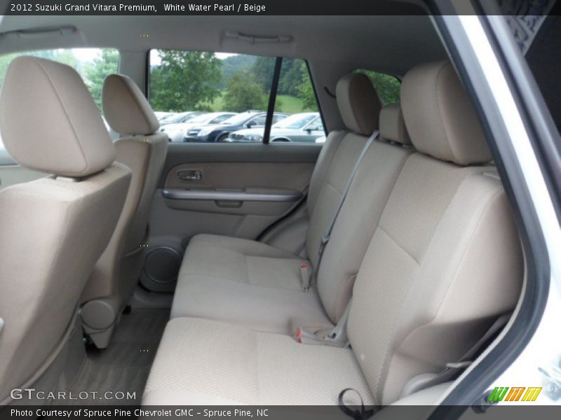 White Water Pearl / Beige 2012 Suzuki Grand Vitara Premium