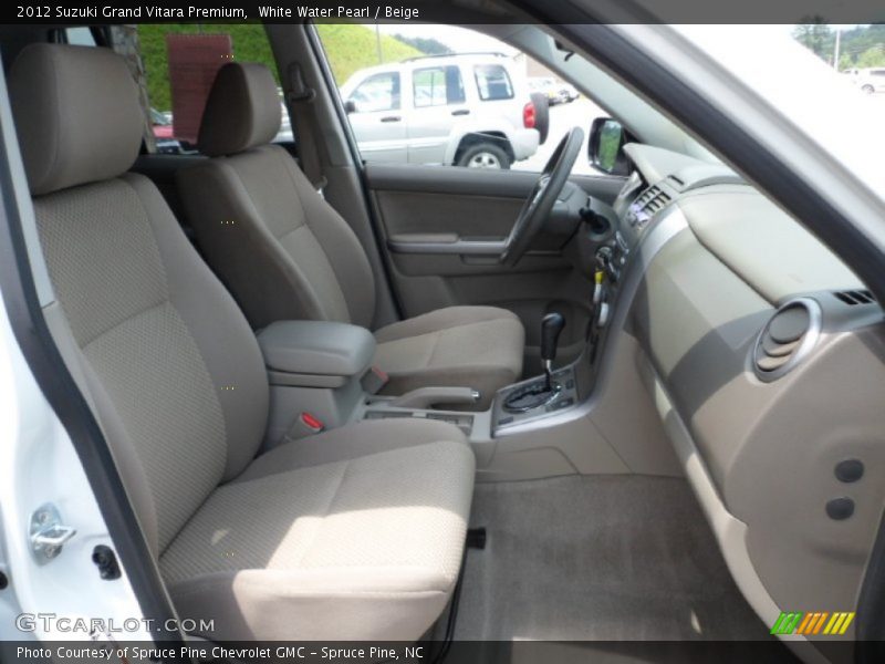 White Water Pearl / Beige 2012 Suzuki Grand Vitara Premium