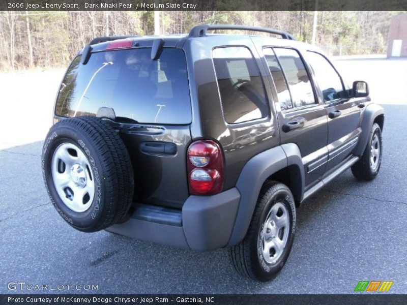 Dark Khaki Pearl / Medium Slate Gray 2006 Jeep Liberty Sport