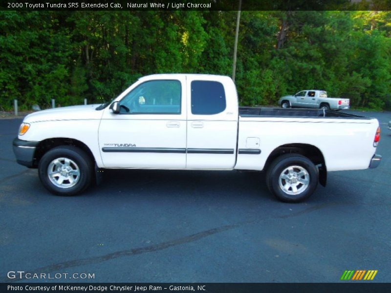 Natural White / Light Charcoal 2000 Toyota Tundra SR5 Extended Cab