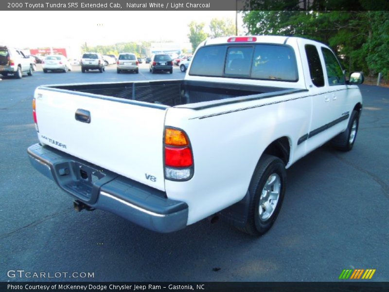 Natural White / Light Charcoal 2000 Toyota Tundra SR5 Extended Cab