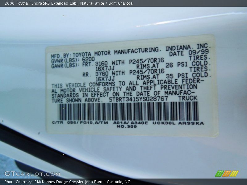 Natural White / Light Charcoal 2000 Toyota Tundra SR5 Extended Cab