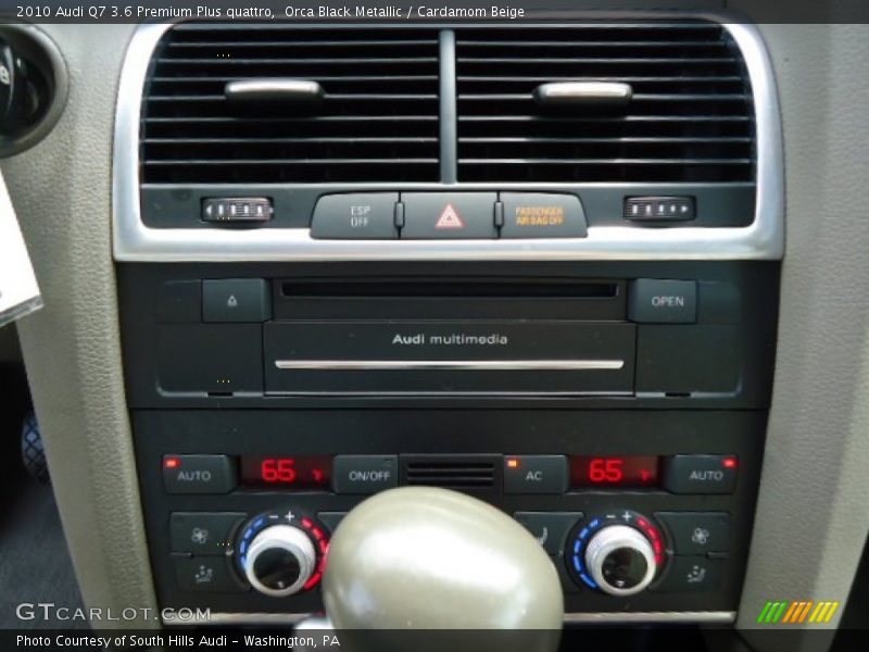Orca Black Metallic / Cardamom Beige 2010 Audi Q7 3.6 Premium Plus quattro