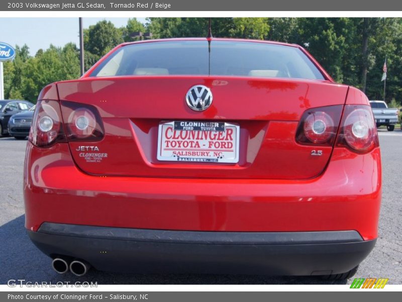 Tornado Red / Beige 2003 Volkswagen Jetta GL Sedan