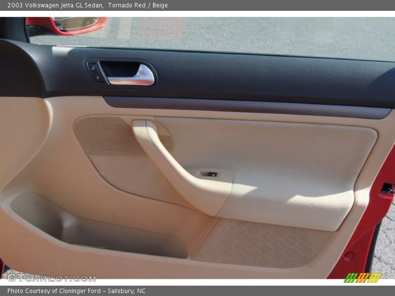 Tornado Red / Beige 2003 Volkswagen Jetta GL Sedan