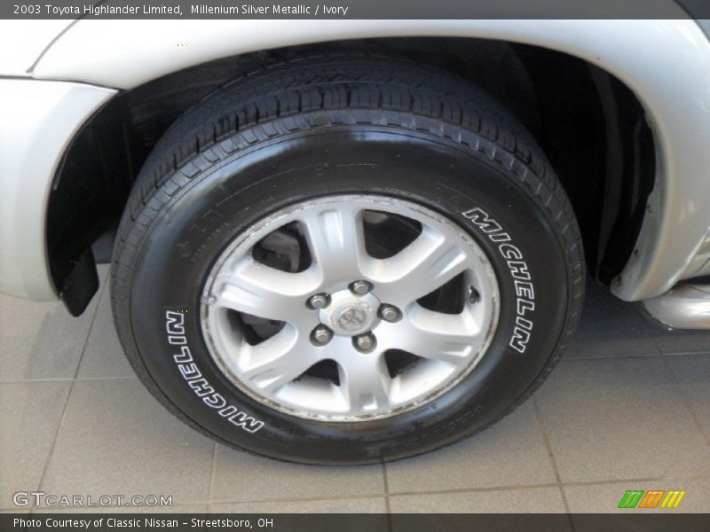 Millenium Silver Metallic / Ivory 2003 Toyota Highlander Limited