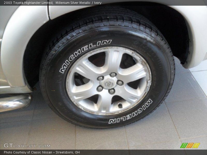 Millenium Silver Metallic / Ivory 2003 Toyota Highlander Limited