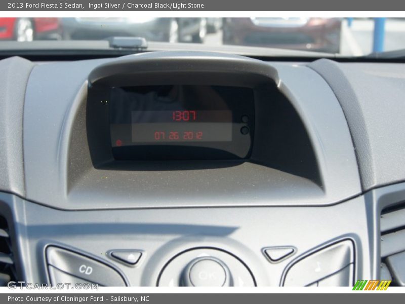 Ingot Silver / Charcoal Black/Light Stone 2013 Ford Fiesta S Sedan