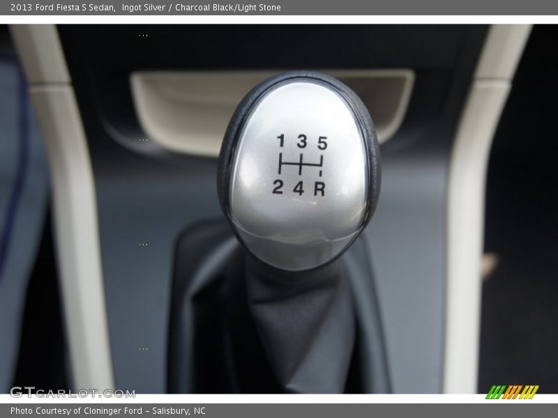  2013 Fiesta S Sedan 5 Speed Manual Shifter