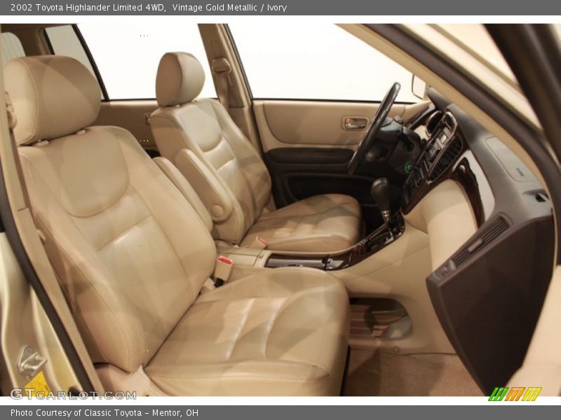 Vintage Gold Metallic / Ivory 2002 Toyota Highlander Limited 4WD