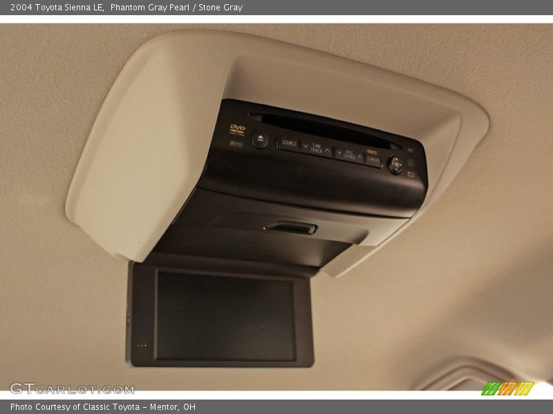 Phantom Gray Pearl / Stone Gray 2004 Toyota Sienna LE