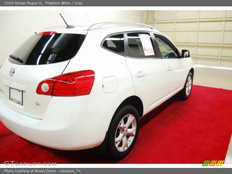 Phantom White / Gray 2009 Nissan Rogue SL
