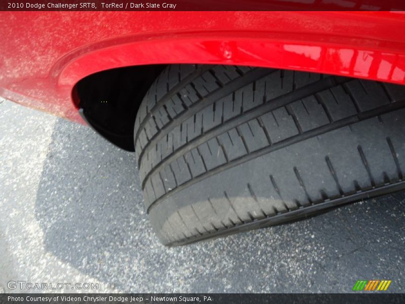 TorRed / Dark Slate Gray 2010 Dodge Challenger SRT8