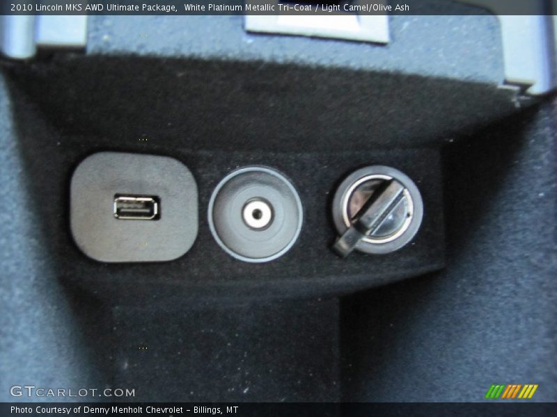 White Platinum Metallic Tri-Coat / Light Camel/Olive Ash 2010 Lincoln MKS AWD Ultimate Package