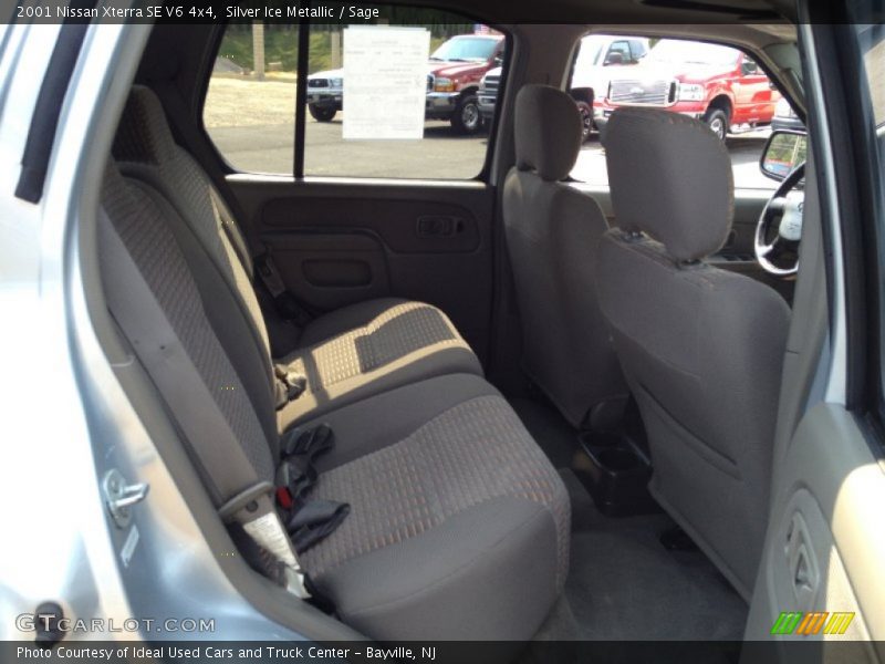 Silver Ice Metallic / Sage 2001 Nissan Xterra SE V6 4x4