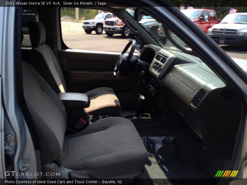 Silver Ice Metallic / Sage 2001 Nissan Xterra SE V6 4x4