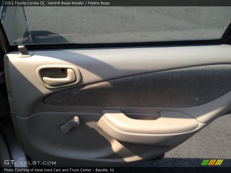 Sandrift Beige Metallic / Pebble Beige 2001 Toyota Corolla CE