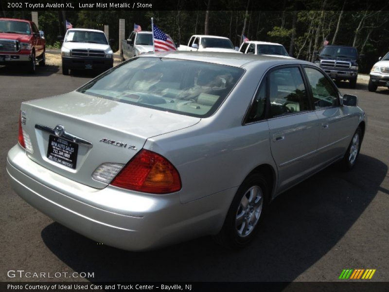 Lunar Mist Metallic / Stone 2002 Toyota Avalon XL