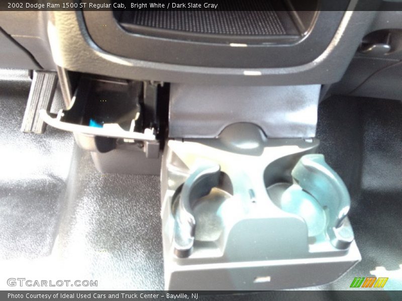 Bright White / Dark Slate Gray 2002 Dodge Ram 1500 ST Regular Cab