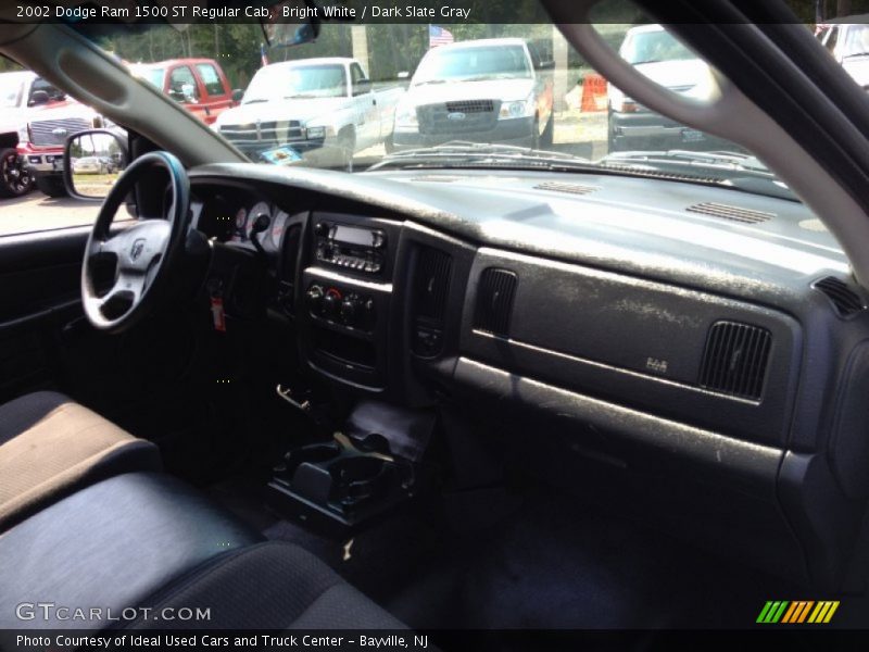 Bright White / Dark Slate Gray 2002 Dodge Ram 1500 ST Regular Cab