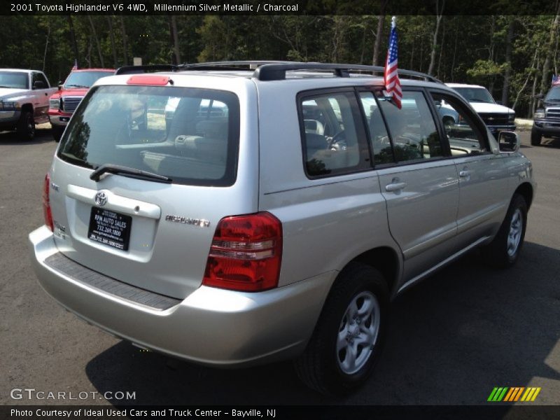 Millennium Silver Metallic / Charcoal 2001 Toyota Highlander V6 4WD