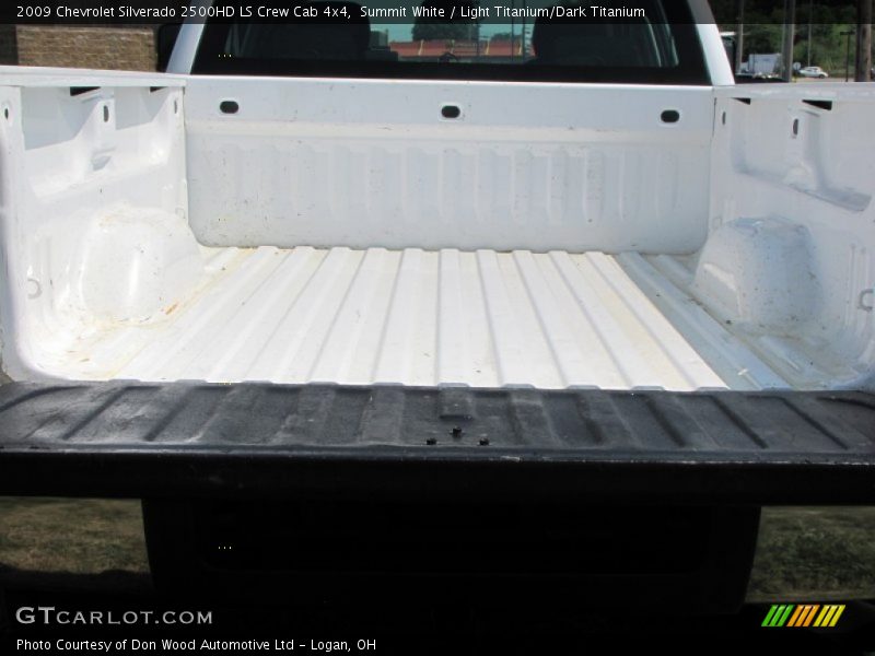 Summit White / Light Titanium/Dark Titanium 2009 Chevrolet Silverado 2500HD LS Crew Cab 4x4