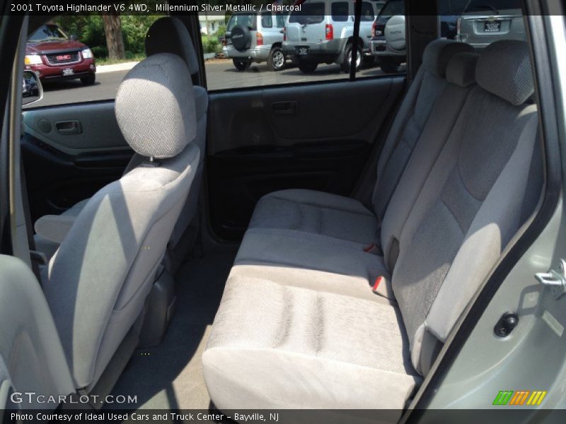 Millennium Silver Metallic / Charcoal 2001 Toyota Highlander V6 4WD