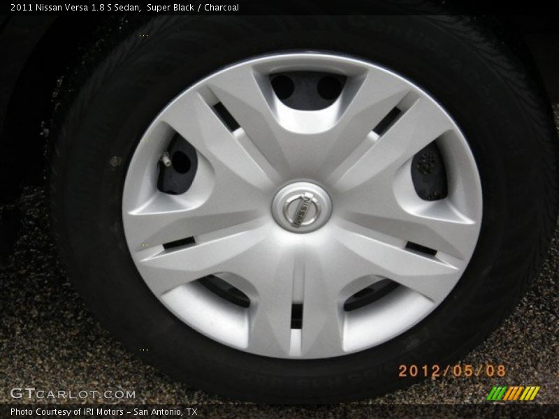 Super Black / Charcoal 2011 Nissan Versa 1.8 S Sedan