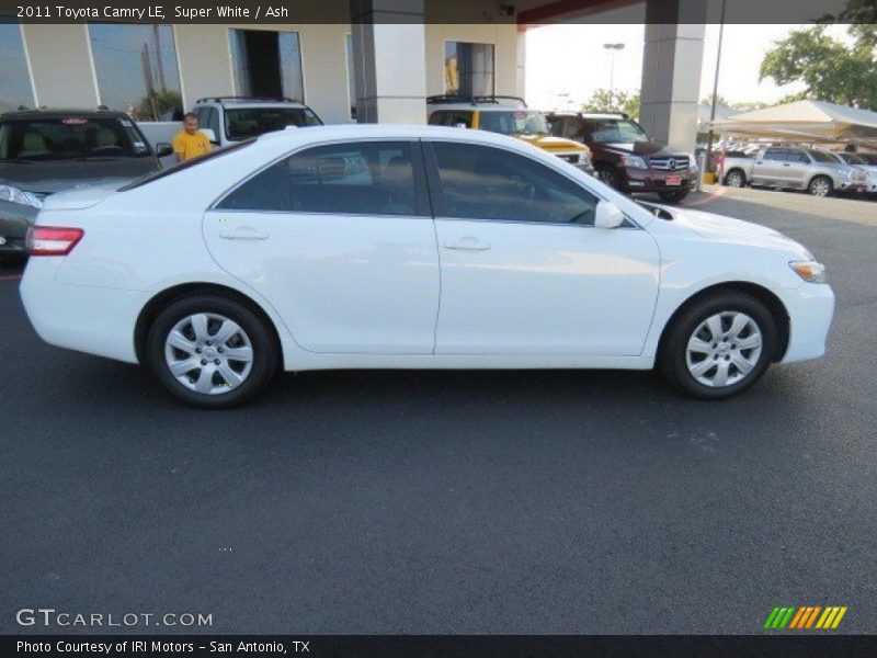 Super White / Ash 2011 Toyota Camry LE