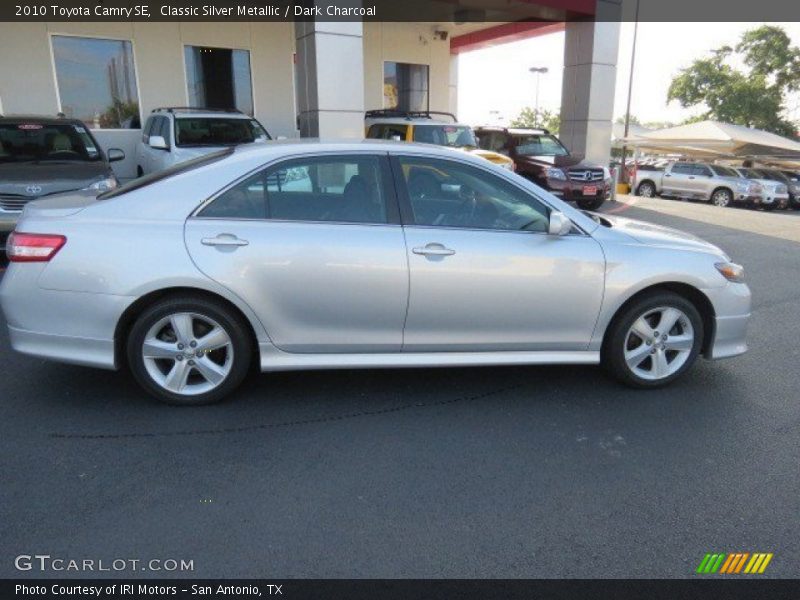 Classic Silver Metallic / Dark Charcoal 2010 Toyota Camry SE
