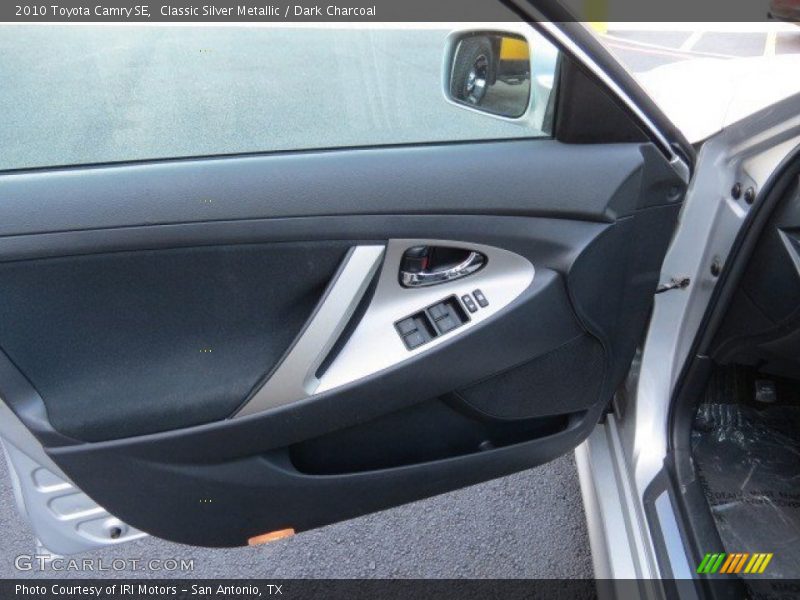Classic Silver Metallic / Dark Charcoal 2010 Toyota Camry SE
