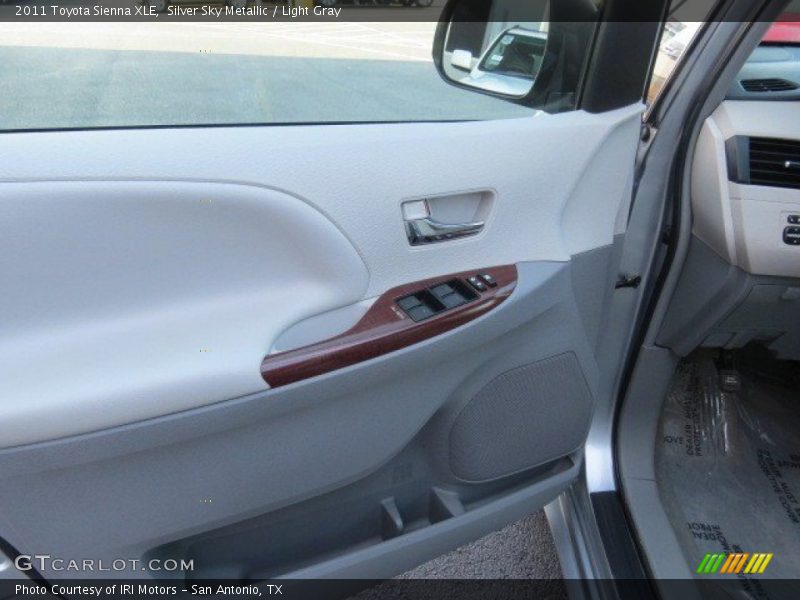 Silver Sky Metallic / Light Gray 2011 Toyota Sienna XLE
