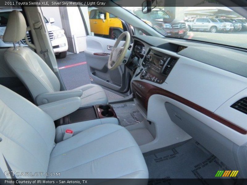 Silver Sky Metallic / Light Gray 2011 Toyota Sienna XLE