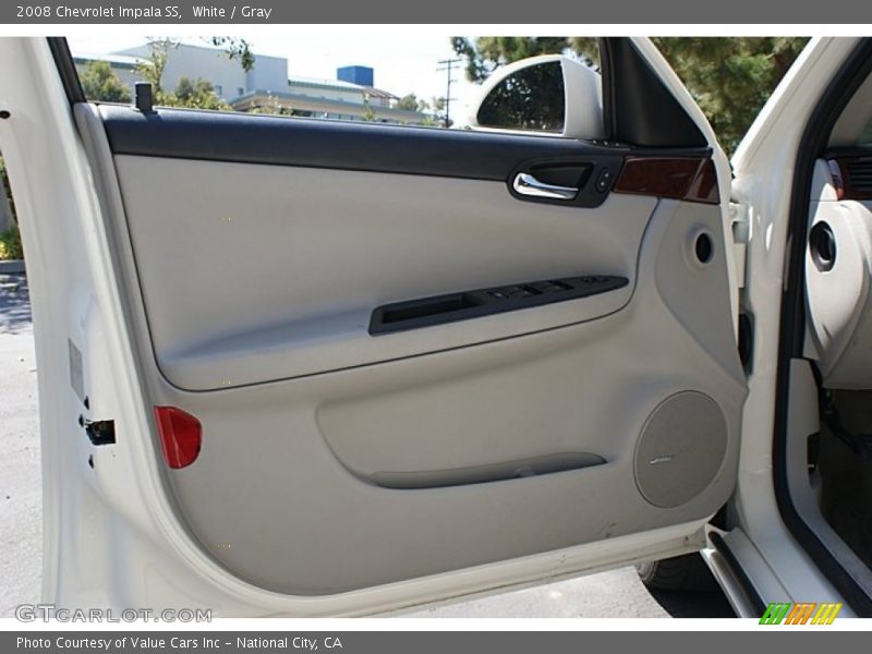 White / Gray 2008 Chevrolet Impala SS