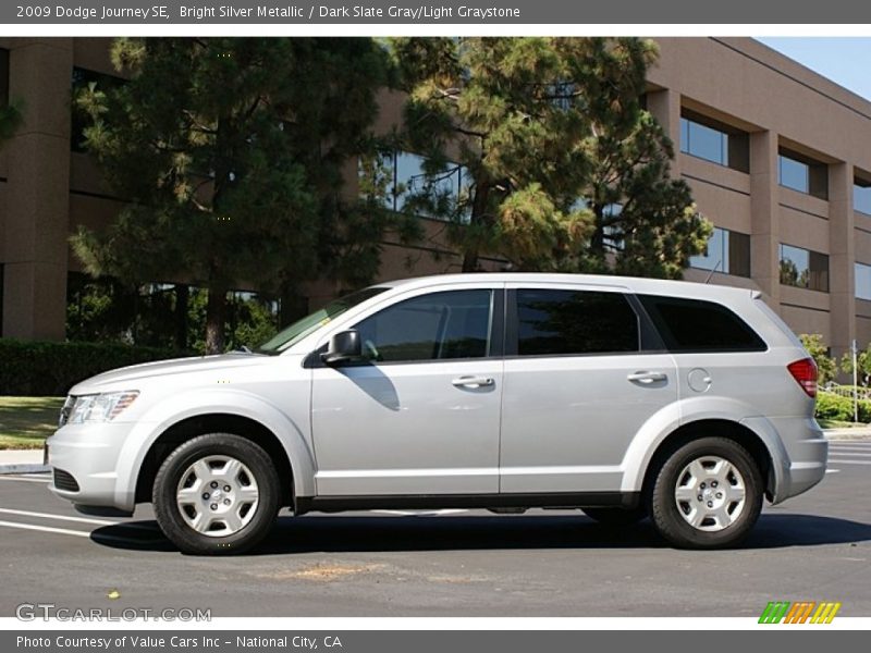 Bright Silver Metallic / Dark Slate Gray/Light Graystone 2009 Dodge Journey SE