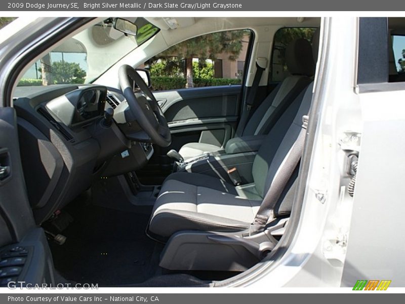 Bright Silver Metallic / Dark Slate Gray/Light Graystone 2009 Dodge Journey SE