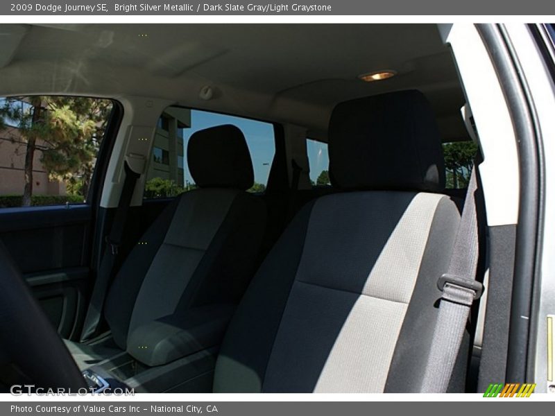 Bright Silver Metallic / Dark Slate Gray/Light Graystone 2009 Dodge Journey SE