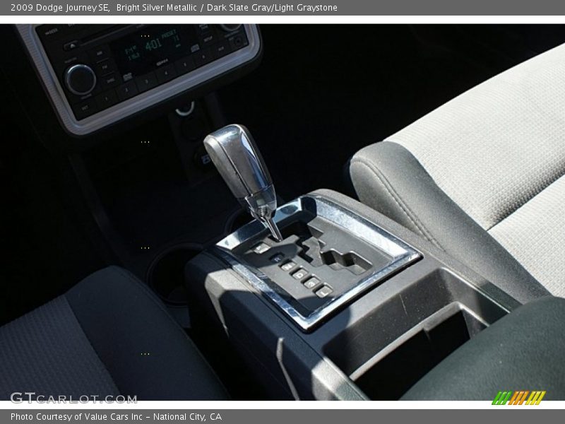 Bright Silver Metallic / Dark Slate Gray/Light Graystone 2009 Dodge Journey SE