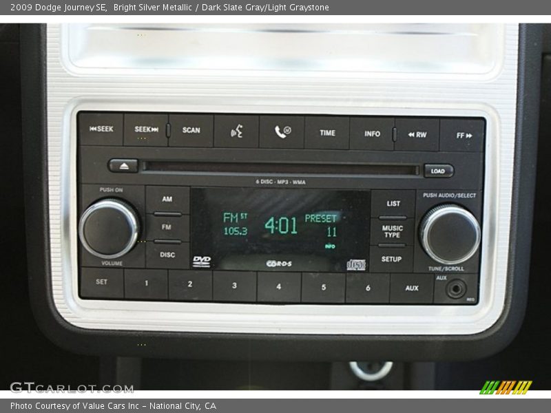 Bright Silver Metallic / Dark Slate Gray/Light Graystone 2009 Dodge Journey SE
