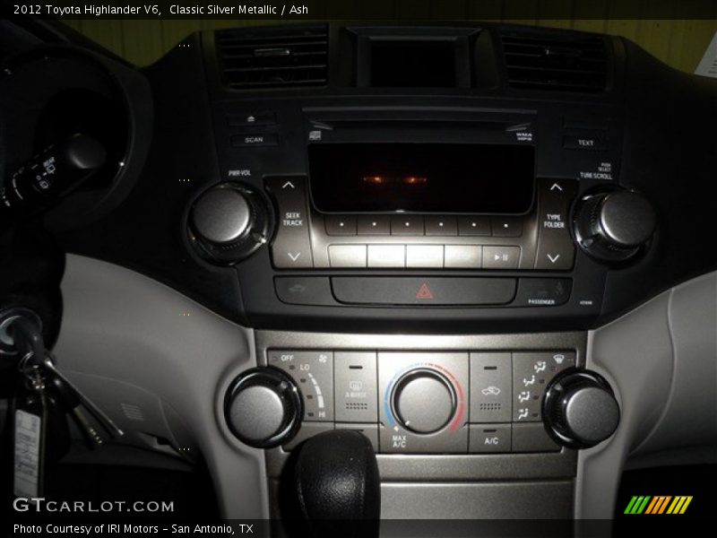 Classic Silver Metallic / Ash 2012 Toyota Highlander V6