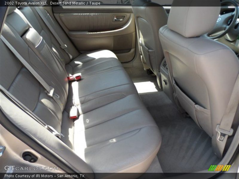Desert Sand Metallic / Taupe 2002 Toyota Avalon XLS