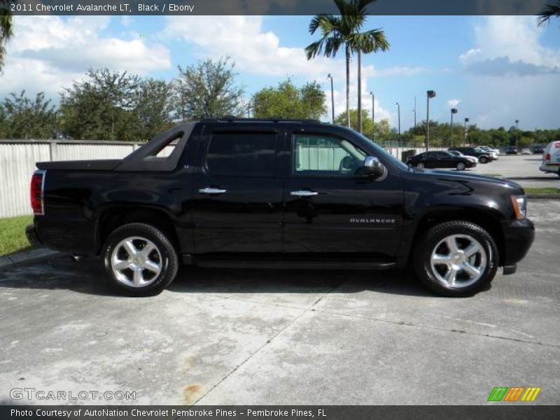 Black / Ebony 2011 Chevrolet Avalanche LT
